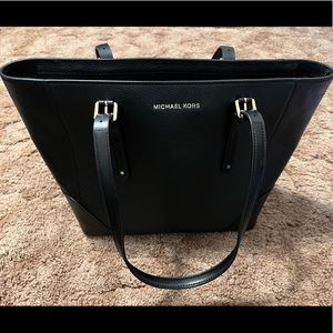 Michael Kors tote